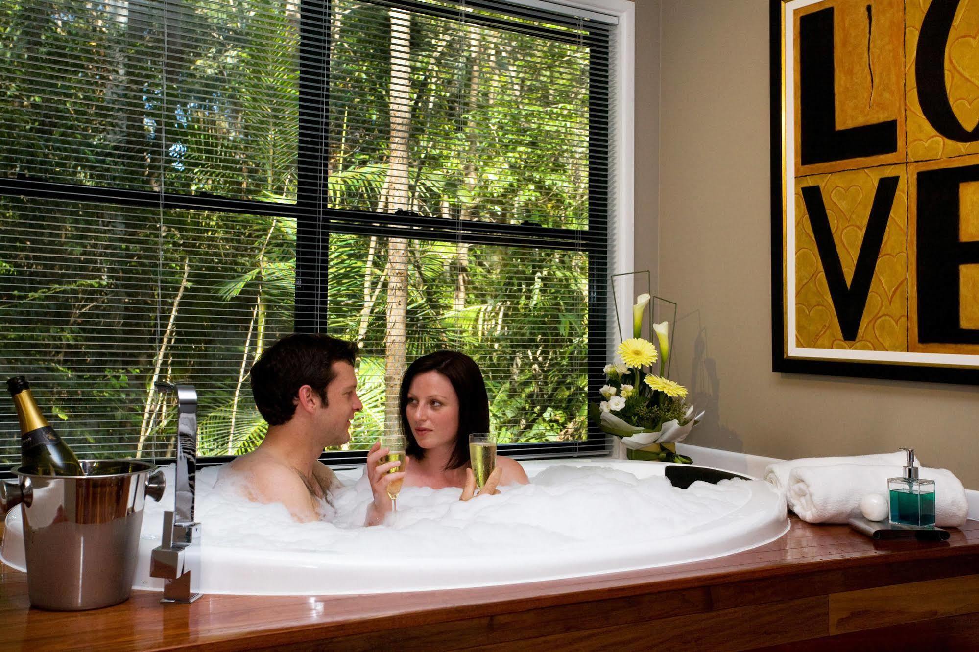 Sunshine Coast Amore On Buderim Rainforest Cabins المظهر الخارجي الصورة
